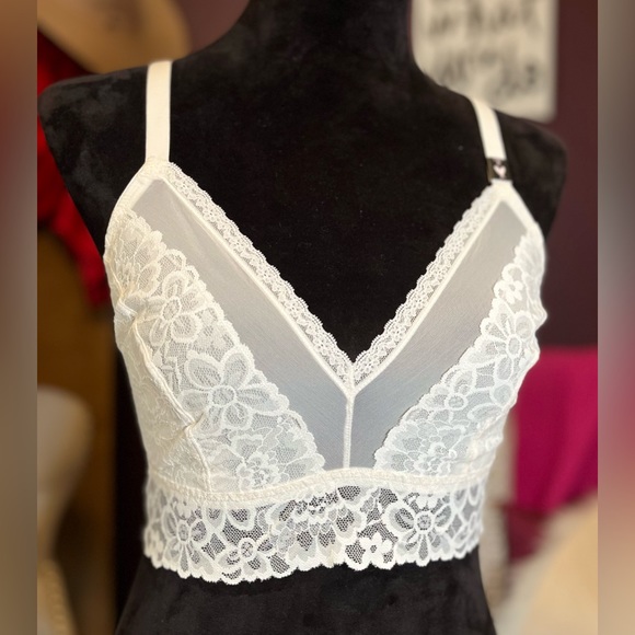 NWT Victoria’s Secret Curvy Posey Lace Bralette - Picture 6 of 16